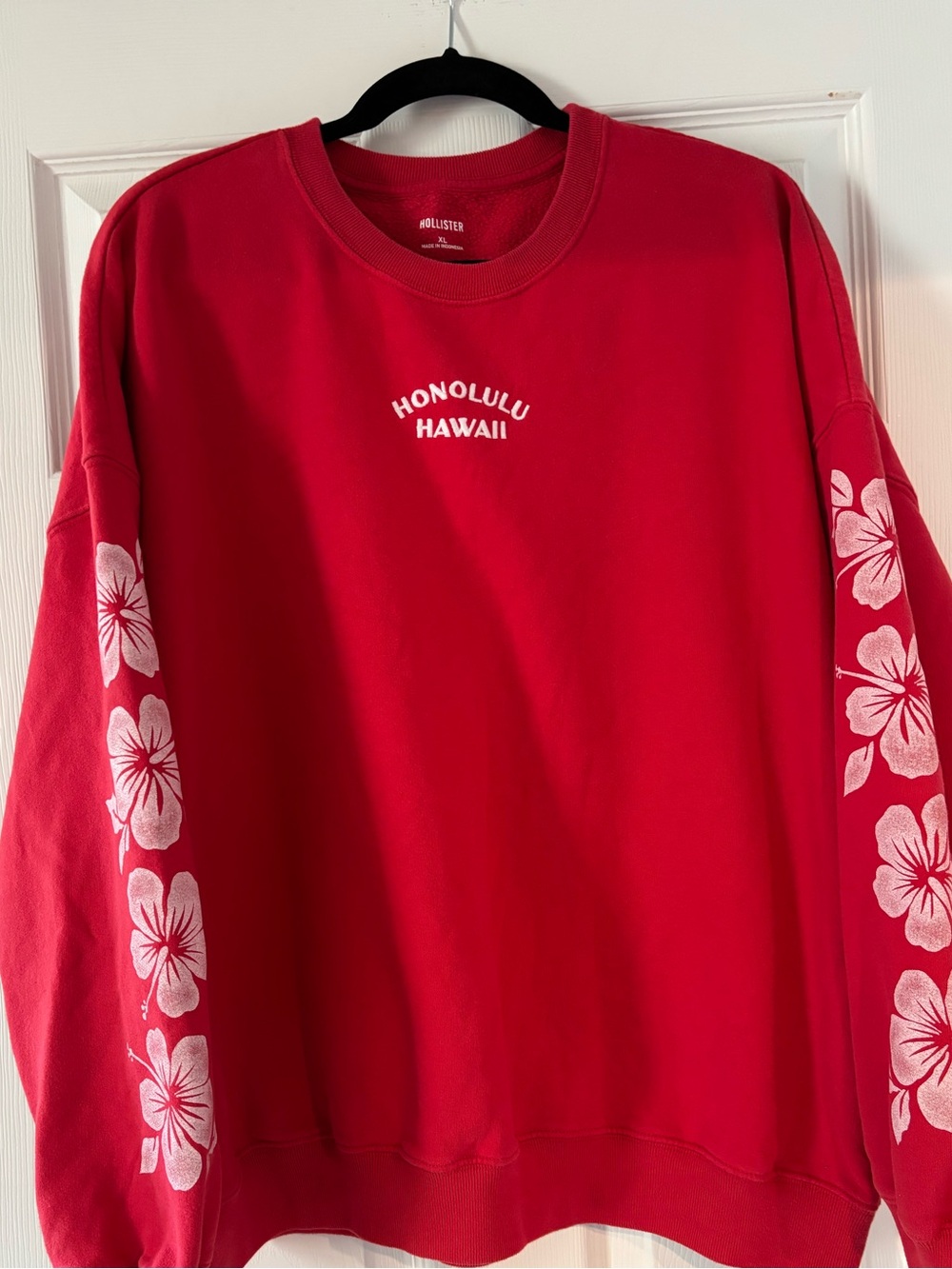 Hollister♥️🌺Honolulu Hawaii Crewneck Sweatshirt